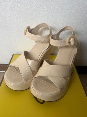 Circus NY Peony Shoe in Ivory